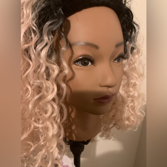 Instant Wig - Picture 6 of 9